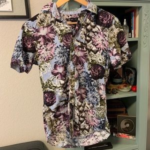 INC International Concepts Slim Short Sleeve Button Up Floral Hawaiian Size XS